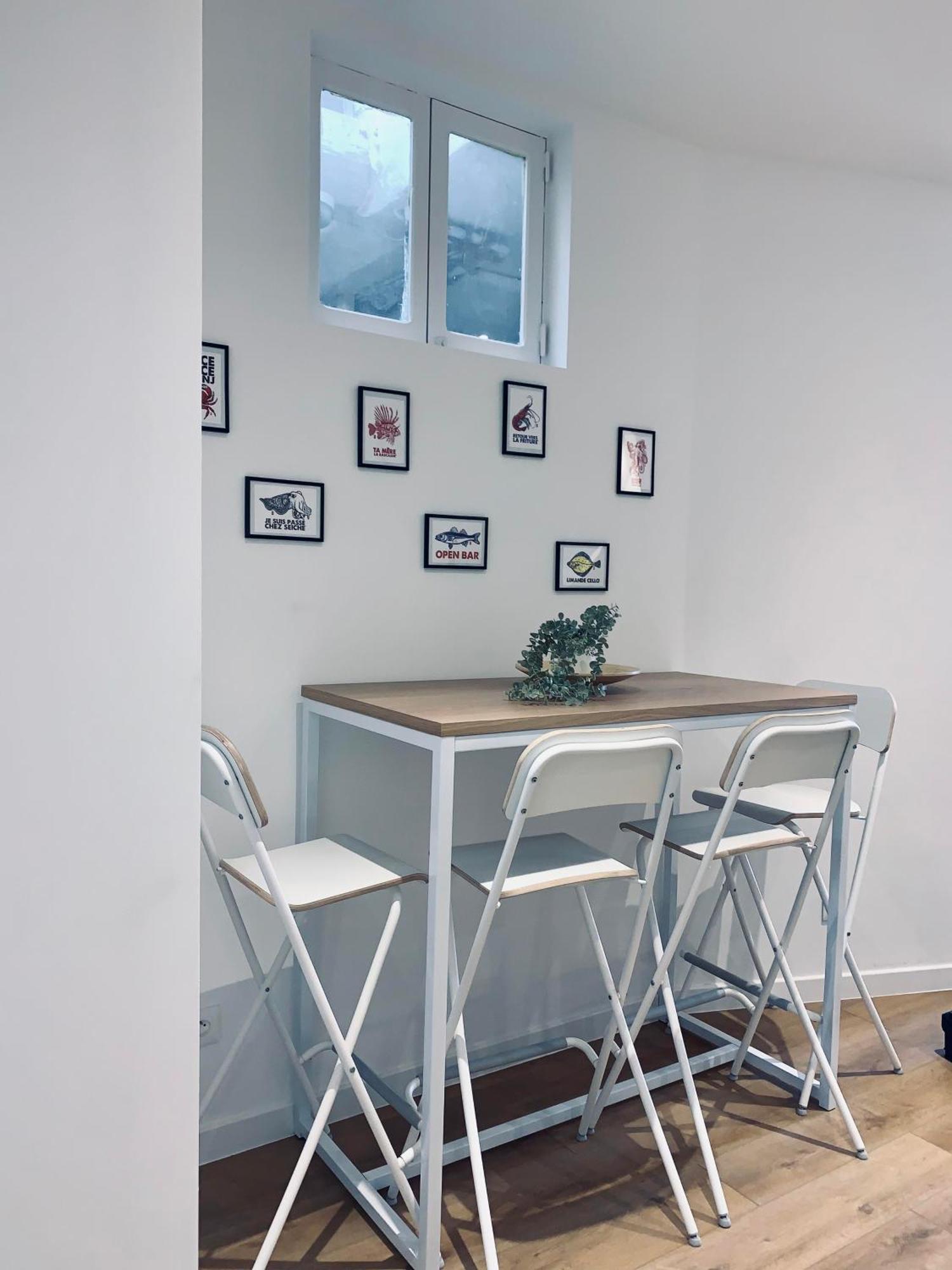 La Revolution Apartment *